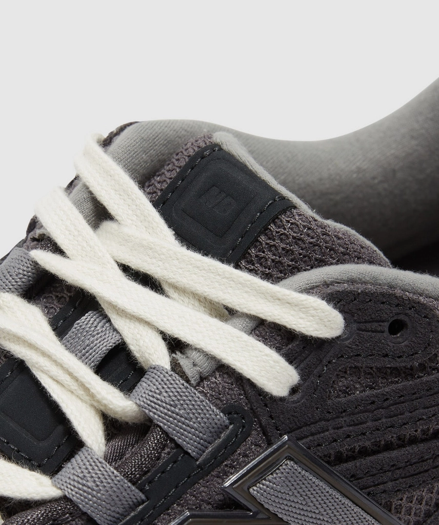 New Balance 1906 sneaker